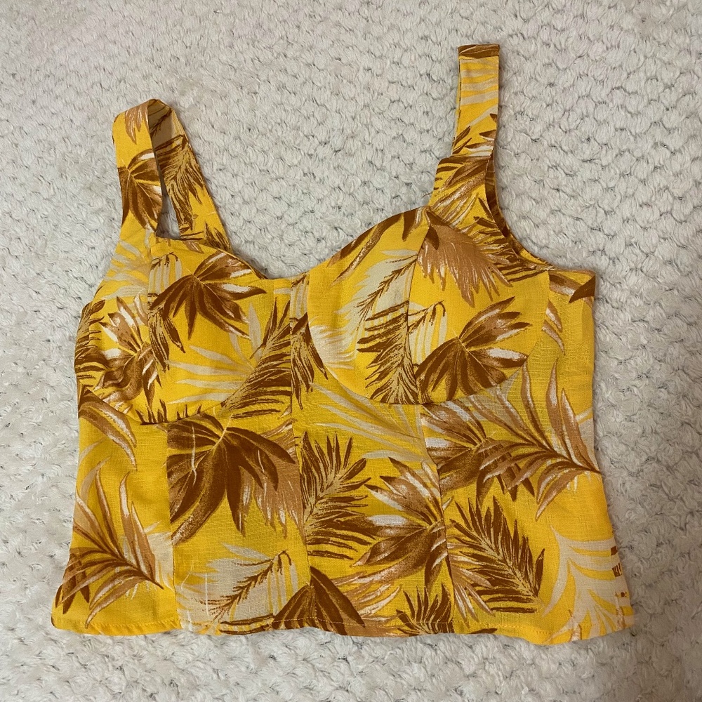 L.I.F.E- Floral top